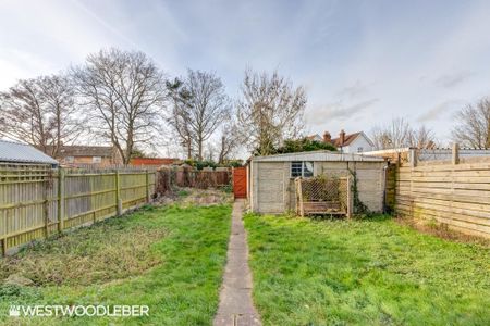 3 bedroom semi-detached house to rent - Photo 4