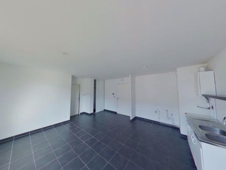 Location Appartement 3 pièces 60m² LA RICHE 37520 - Photo 2