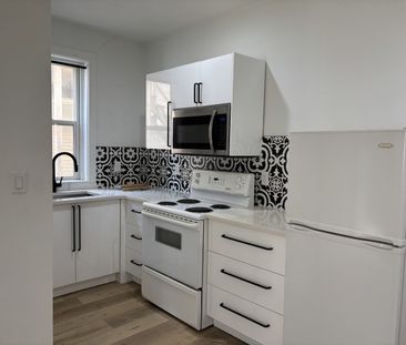 Belmont Apartments - Photo 1