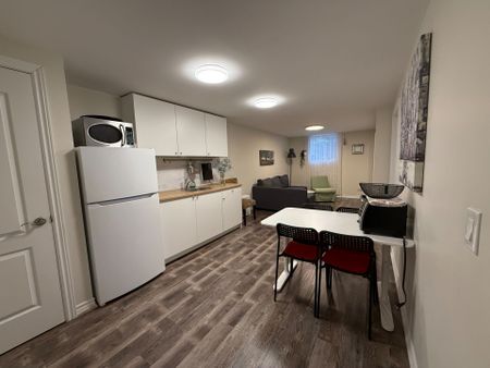 For Lease - 4 McNairn Court Unit# Basement, Richmond Hill, Ontario - Photo 3