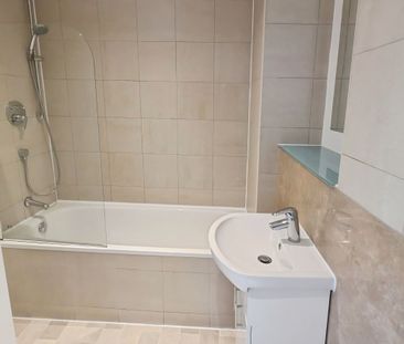 1 bedroom apartment to rent West One City, 10 Fitzwilliam Street, Sheffield, S1 - Photo 5