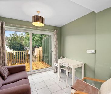 4 bedroom terraced house to rent - Photo 1