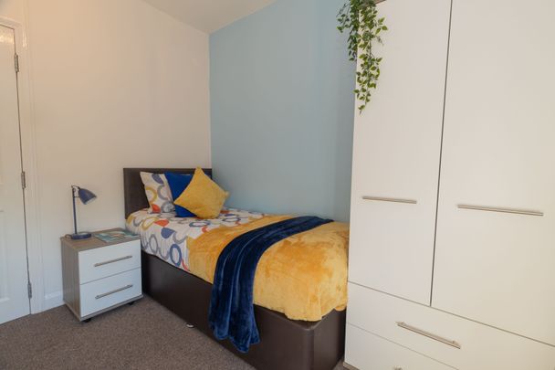 College Street, Nuneaton, CV10 7BG - Photo 1