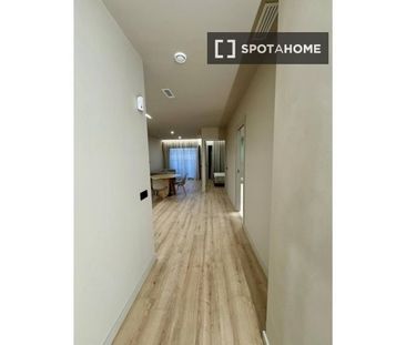 1 room luxury Apartment for rent in Santa Coloma de Gramenet, Catal... - Photo 5
