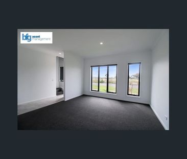 7 Mushu Street, Deanside, Vic 3336 - Photo 3