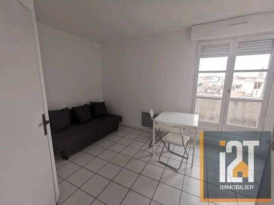 Appartement à louer - Nîmes 1 pièce de 17.63 m² - Photo 1