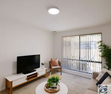 Street Front Delight HOME OPEN SATURDAY 28 MARCH AT 11.00AM SHARP! - Photo 1