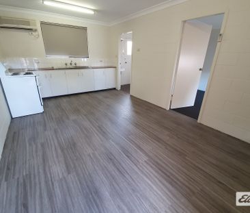 ONE BEDROOM UNIT IN SOUTH - Photo 3