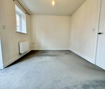 3 bedroom end of terrace house to rent - Photo 6