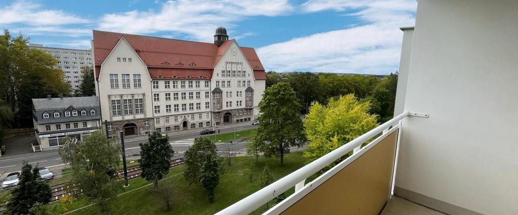 Balkonwohnung mit Tageslichtbad zum Sofortbezug - Photo 1