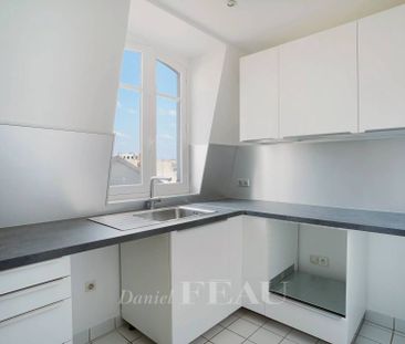 Location appartement, Paris 8ème (75008), 1 pièce, 46 m², ref 4401308 - Photo 2