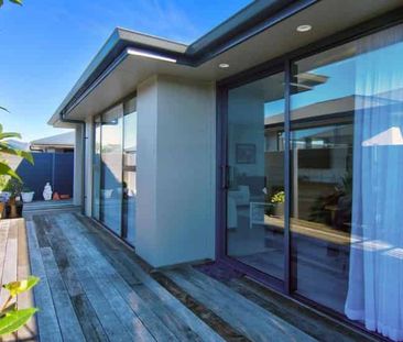 Stylish & Low-Maintenance Living at Solway Country Estate - Photo 2