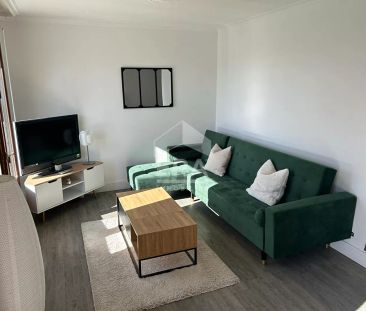 Appartement 3 pièces de 70m² - Photo 2