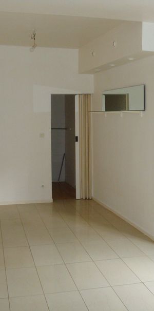 APPARTEMENT - 36 m2 - 2 pièces ruelle de l eglise à SARREGUEMINES 57200 - Photo 1