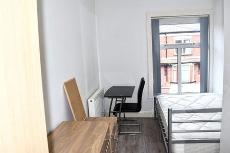 5 bedroom terraced house to rent - Photo 5