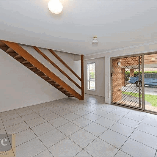 Quiet Unit in Great Location - Photo 1