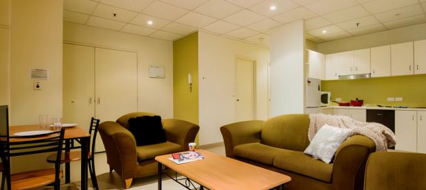 5 Bedroom Apartment-Room 1 - Photo 1