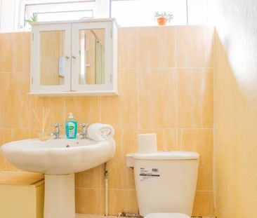 Room in a Shared House, Marroway Street, B16 - Photo 3