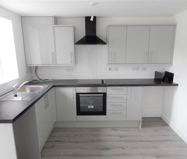 Woodrow Gardens, Redditch - Photo 1