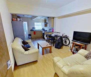 17 Harrow Road Selly Oak - Photo 1