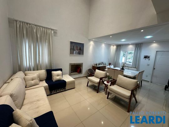 Casa Em Condomínio - Photo 1