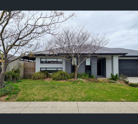 86 Toorak Road, Inverloch, Vic 3996 - Photo 2