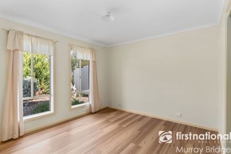 Lovely Villa in a Quiet Cul-de-Sac - Close to the River - Photo 3