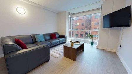 Gold En Suite - Photo 3