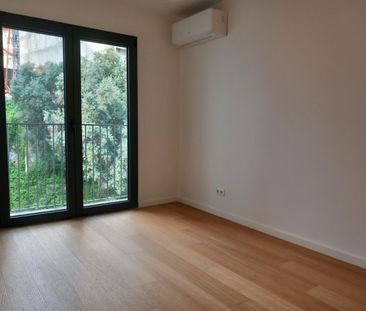 2 room luxury Flat for rent in Lisbon - Photo 3