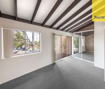 2 Bedroom Townhouse Situated in a Quiet Location - Photo 3