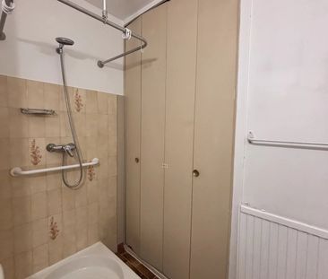 Location Appartement 2 pièces 33m² NIMES 30000 - Photo 6