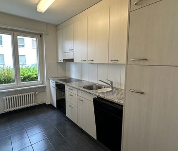 Gemütliche Wohnung mit Aussicht über die Stadt Zürich - Foto 1