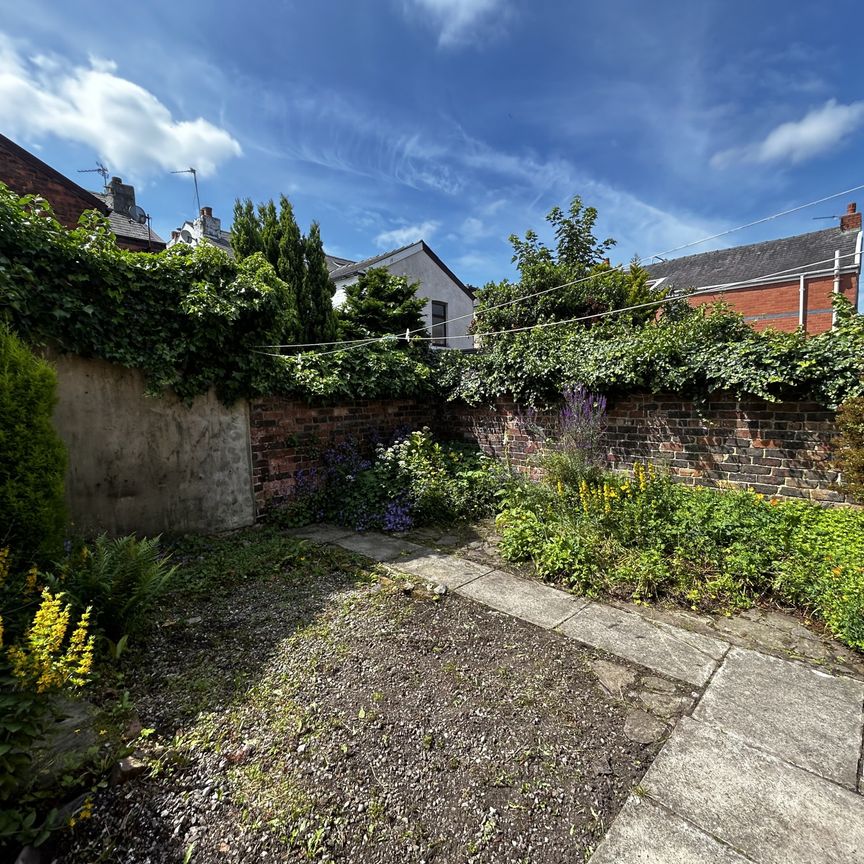 Fairfield Road, Fulwood - Photo 1