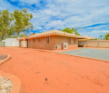 THREE-BEDROOM BRICK HOME WITH SPACE, SECURITY & LOCATION - Photo 4