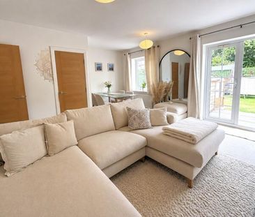 3 bedroom terraced house to rent - Photo 1