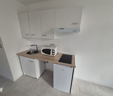 Location Appartement 2 pièces 25m² SIN LE NOBLE 59450 - Photo 6