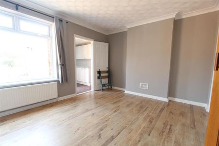 2 bedroom terraced house to rent - Photo 2