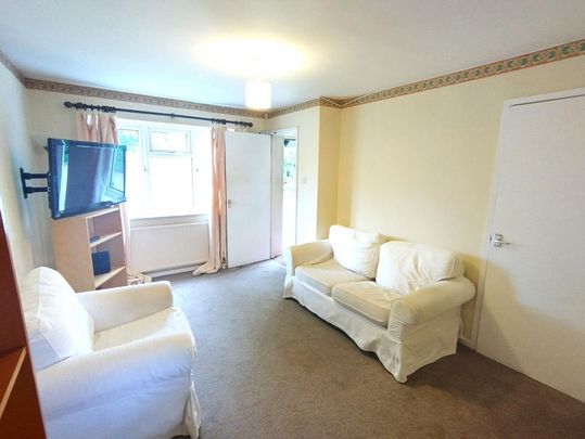 2 bedroom house to rent - Photo 1