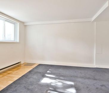 2127 Rue Montgomery, H2K 2R7, H2K 2R7, Montréal - Photo 2