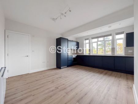 Mottingham Road, SE9, London - Photo 4