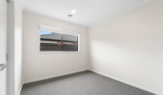 Stunning 4-Bedroom Family Home - Photo 1