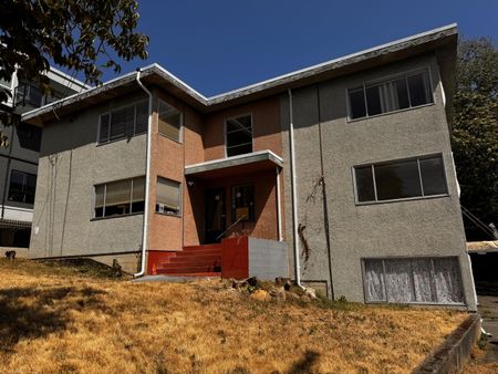 611 Fernhill Road - 3 - Photo 2