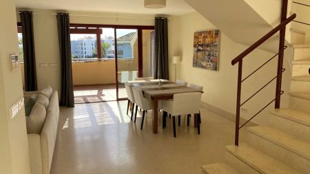 Ático de alquiler en Paseo del Mar, 46, Puerto de Sotogrande - La Marina - Photo 2