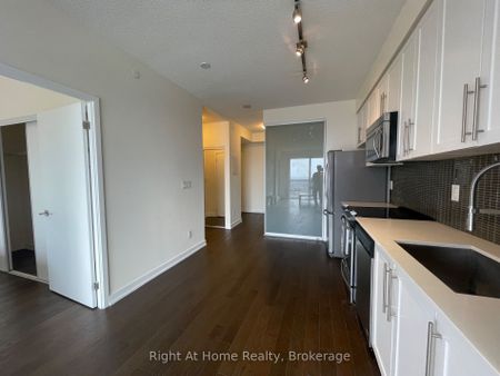 For Lease - 4011 Brickstone Mews Unit# 3001, Mississauga, Ontario - Photo 5
