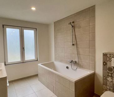 Duplex te huur in Wilrijk voor € 1.000 met 1 slaapkamer - Foto 5