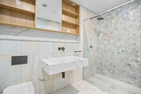 SOLE-WATER FRONT LUXURY LIVING - Photo 4