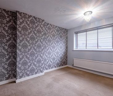 3 bedroom semi-detached house to rent - Photo 6