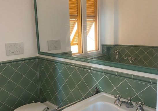 Via Gaetano Colombo, Genova, Liguria 16122