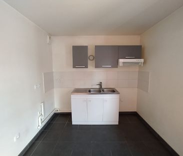 Location Appartement 1 pièce 41m² - Photo 6