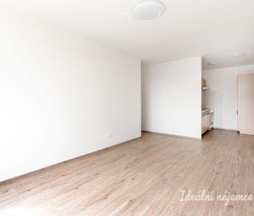 Pronájem bytu 2+kk 48 m2 - Photo 1